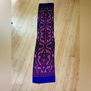 AK Anne Klein oblong g silk scarf